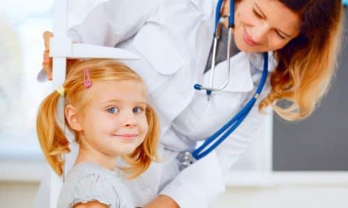 Существует несколько заболеваний, при которых бывает увеличена щитовидная железа у ребенка