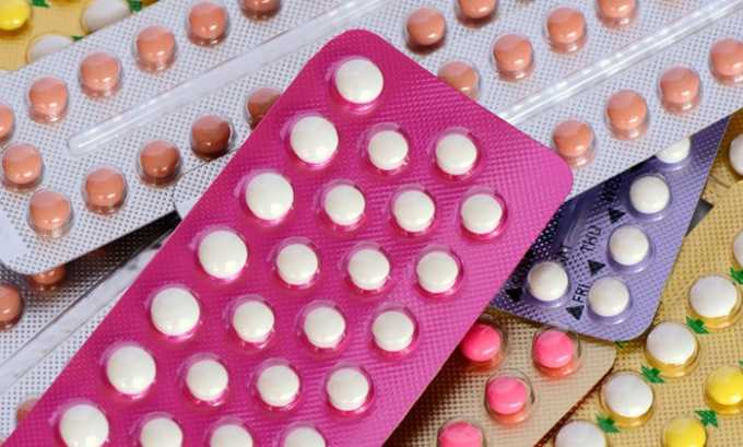 За 1 месяц до процедуры нужно прекратить прием пероральных контрацептивов